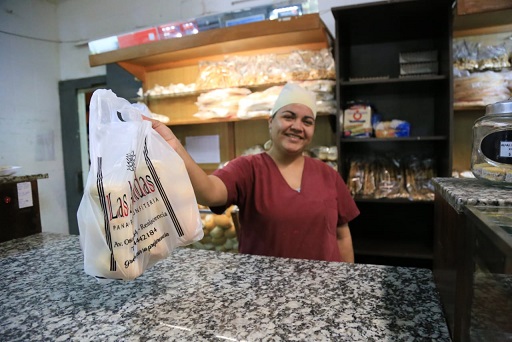 A partir de mañana, diez panaderías comercializarán el pan a 55 pesos A partir de mañana, diez panaderías comercializarán el pan a 55 pesos